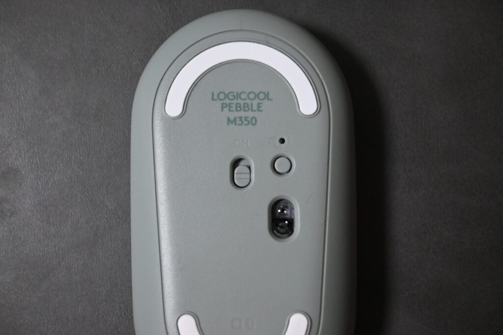 Pebble M350の底面