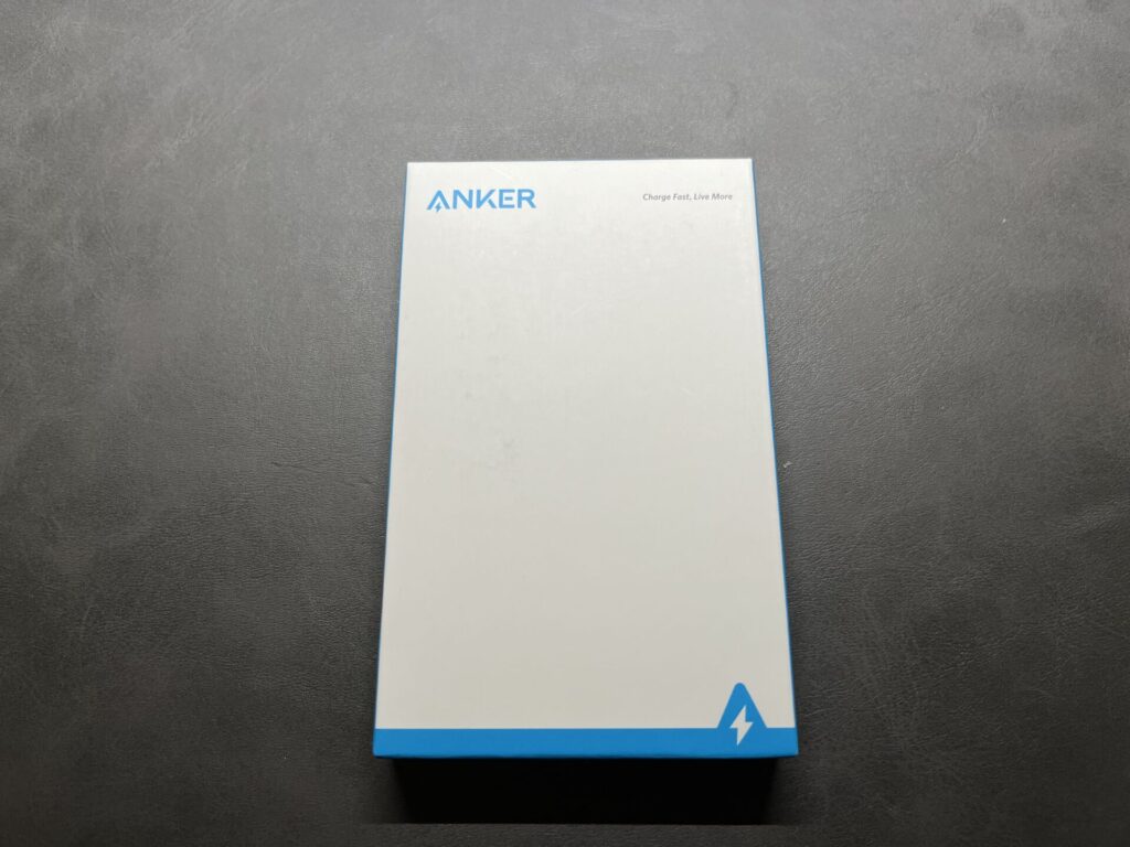 Anker Magnetic Cable Holderの箱